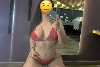 this witch has some tricks up her sleeve - Image 2