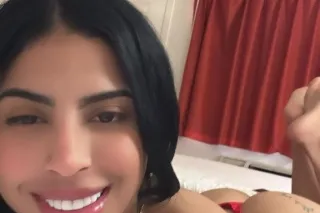 Hermosa Latina Recien Llegada ... - Image 1