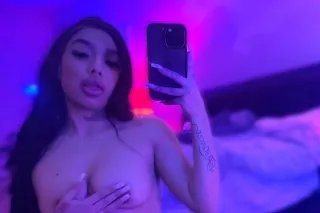 your naughty lil escape😉 - 20 - Image 2