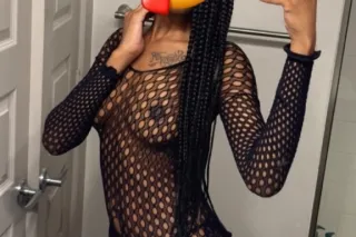 𝗥𝗘𝗔𝗗 𝗕𝗘𝗙𝗢𝗥𝗘 📲ᥴꫝꪮᥴꪮꪶꪖꪻꫀ TREAT 🍫... - Image 1