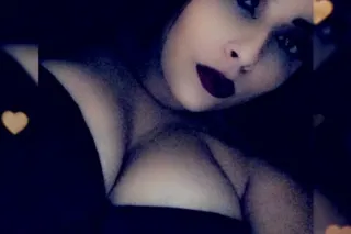 Sexy Latina incall outcalll facetime shows 😛🤤😘 - Image 5