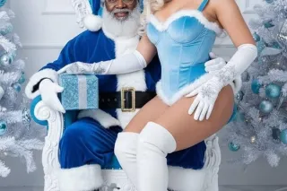 Have Yourself a Very Naughty Christmas - Image 2