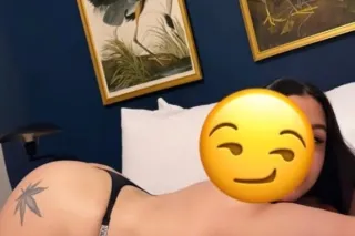 hii baby. latina caliente😈😈😈 -... - Image 1