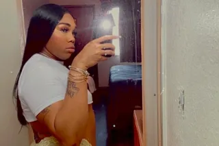 Lay back and let big mama, tak... - Image 3