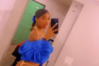 sexy petite baddie new to town... - Image 2