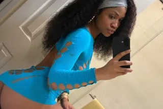 ! YOUR DREAM FREAK 😍 SWEET AND THICK LIKE HONEY 🍯🍑 - Image 5