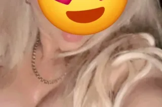 Jessica sexy rubia en silmar 🥰... - Image 3