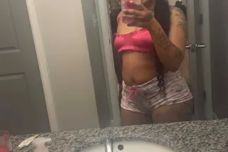 Foreign🌹Look Even Better in Pe... - Image 2