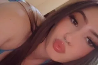 PRETTY FACE, PETITE BODY✅ KORE... - Image 3