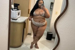 150QV LAST WEEK IN HAWAII💋DEEP THROAT and a BUBBLE BUTT🥵I WANT TO SQUIRT ON THAT DICK💦PRETTY FILIPINA BBW🩷🍭 - Image 8