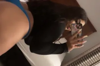 ask about my 2 girl 👯♀👅 - Image 1