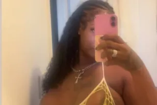 OUTCALL OUTCALL QV DEALS REAL PRETTY PINK KITTY RAINING WATERS INSIDE N OUTSIDE QV DEALS - Image 2