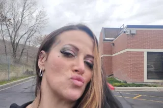 a beautiful Switch. who loves life and everything in it. - Image 7