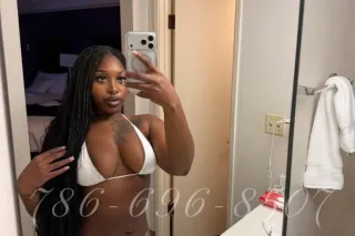 𝓐𝓿𝓪𝓲𝓵𝓪𝓫𝓵𝓮💕 short stay/visiting... - Image 1