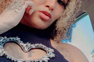 ❤💕❤💕❤💕❤💕T SHIRT AND MY PANTIES... - Image 2