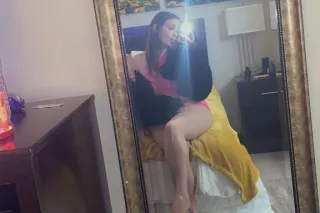 💋YOUR SEXY CANADIAN SNOW BUNNY... - Image 3