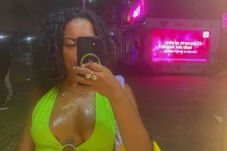 sexxxxy latina mami - Image 7