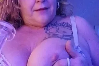 Discreet Fun with StepMom (39)... - Image 3