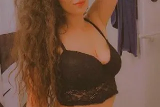 Hot girl duo special tonight -... - Image 1