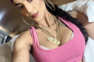 New Arabic slim big 🫒🫒 long hair don’t care lol 😝 Great personality 💅 - Image 7