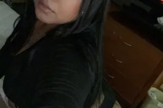 🇲🇽🎀 TIGHT BIG BOOTY LATINA 🎀 🇲... - Image 1