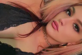 😉🥰😈End Your Weekend the Way Po... - Image 1