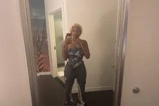 daddies bad little girl 😩🫴🏽 - ... - Image 4