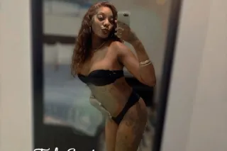 5✰ⓈⓉⒶⓇ 🌟 𝓢𝓮𝔁𝔂 𝓒𝓱𝓸𝓬𝓸𝓵𝓪𝓽𝓮🌟𝓑𝓸𝓶𝓫𝓼𝓱... - Image 1