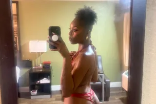 LAST NIGHT HERE DEALS !!👅💦 - Image 1