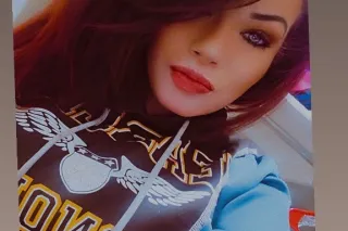 sexy redhead available 2 play ... - Image 3