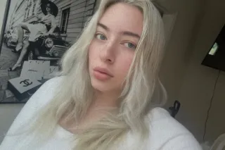 come warm up with me 😘 - 25 - Image 2