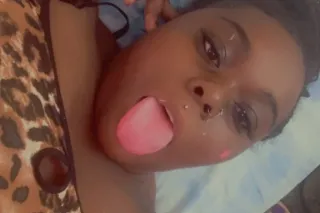 ⚠ AVAILABLE 🥰💋 Holiday Special... - Image 2