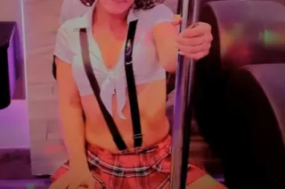 COME PLAY AND OR PLAY AND PART... - Image 2