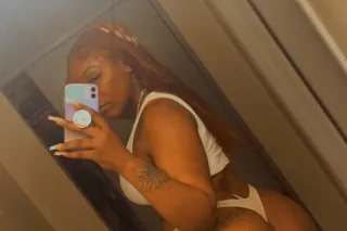 ❤ local hottie 100% real AND v... - Image 2