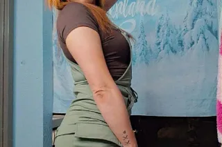 Let Tess show you why im bette... - Image 2