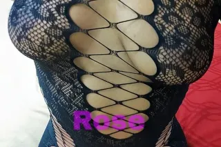 🌹Rose🌹 Leaving Town soon💌Come Play📞 - Image 3