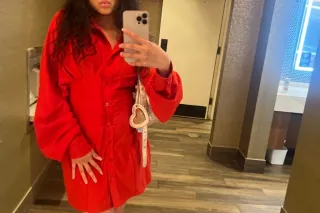 Petite Exotic Bombshell - Image 2