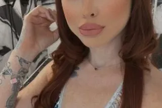 sexy redhead - 23 - Image 2