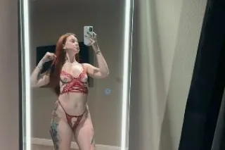 sexy redhead - Image 5