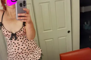 hot milf - 45 - Image 2