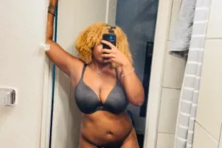 2 for 1 300 🌹 Let Me CUM ON YO... - Image 3