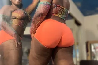 𝐒𝐞𝐱𝐱𝐢 𝐍𝐚𝐨𝐦𝐢 𝐅𝐨𝐱𝐱🍑🧡 I Wanna Pla... - Image 2
