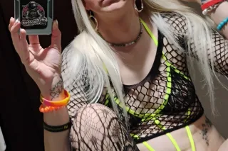 SPECIALS RUNNING today ONLY!! NEW PHOTOS!! COME FUCK THIS BADDIE!! SNOW BUNNIE!! (lookn 4 benzos!) FETISH FRIENDLY, NICE APT. SUITE IN ST CHARLES. WILL WORK W. PPL ON RATES!! IM JUST COOL LIKE THAT! - Image 9