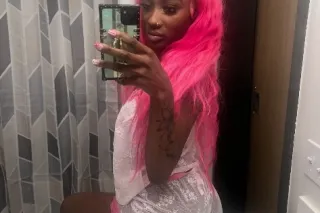 availabe for incall📲 Let me pl... - Image 3