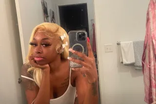 Always HORNY & WET 💦 😘 - Image 3