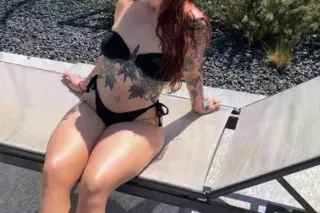 Only in Austin Feb 2-Feb 4!! Slim Thick Tattooed Redhead - Image 5