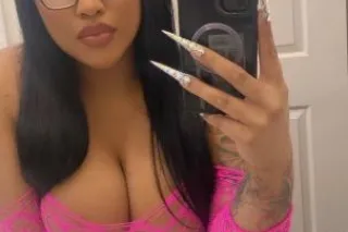 VALUABLE TEE - Image 2