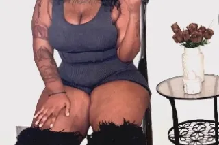 THICK CHOCOLATE READY FOR OUTC... - Image 1