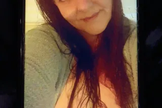 Beautiful Curvy-thick redhead ... - Image 4