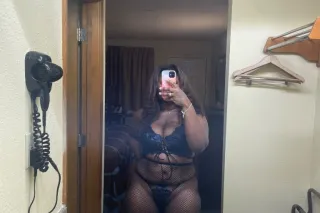 Thick babe in town ❤ Nuru Mass... - Image 2